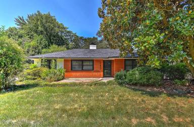 Main picture of 245 Scofield Rd