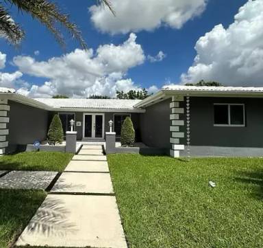 Main picture of 6951 Miami Lakeway S