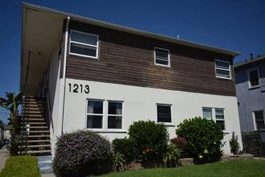 Main picture of 1213 S Orange Grove Ave