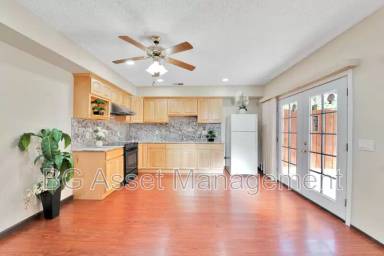 Main picture of 828 Tradewind Ln