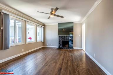 Main picture of 2194 Camden Ave
