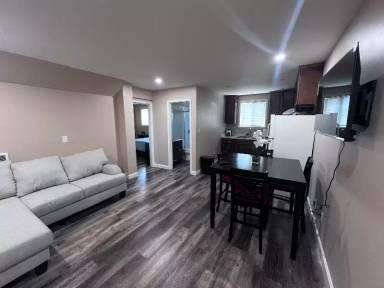 Main picture of 3985 Rhoda Ave
