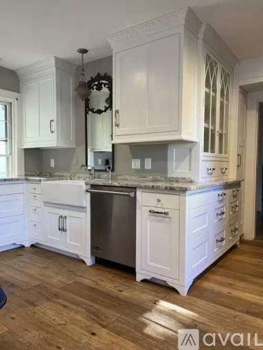 Main picture of 156 Portsmouth Ave