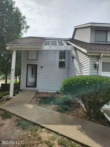 Main picture of 11623 E 59th St