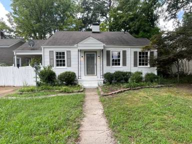 Main picture of 813 9th Ave SE