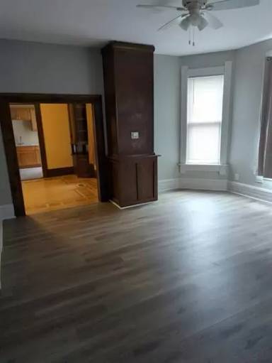 Main picture of 2330 N 1st St