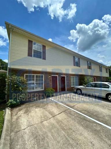 Main picture of 15th Street Townhomes - 440