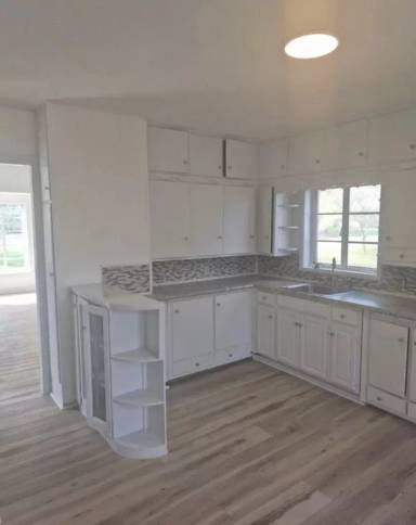 Main picture of 821 Colby Ave