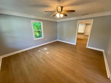 Main picture of 3 Porter St SW