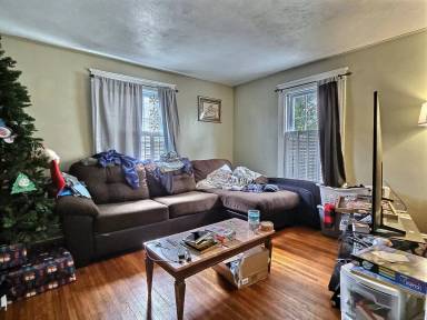 Main picture of 213 Foster Ave