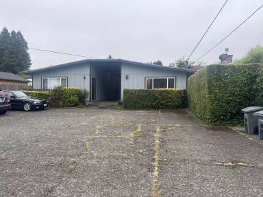 Main picture of 2230 Home Dr