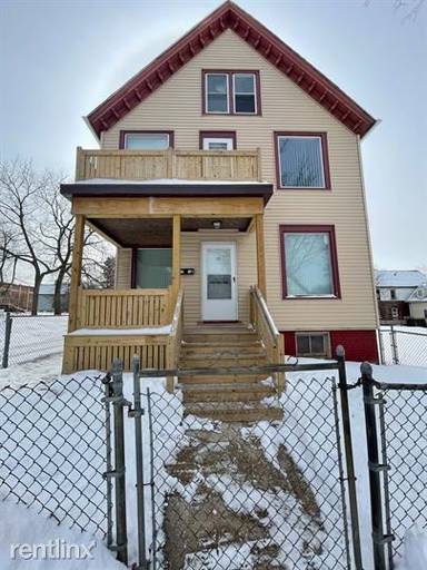 Main picture of 113 W Hadley St