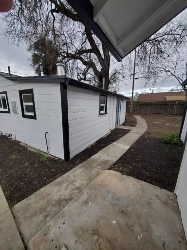 Main picture of 927 Virginia St