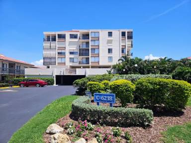 Main picture of 6218 Palma del Mar Blvd S
