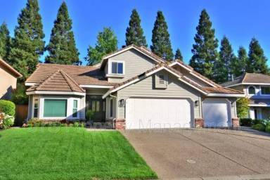 Main picture of 2696 Prestwick Dr