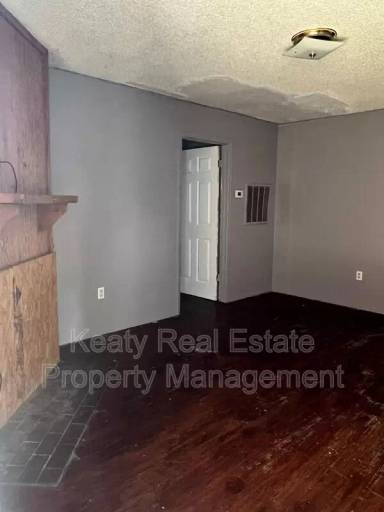 Main picture of 108 Meudon St