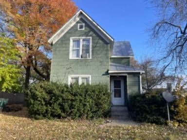 Main picture of 615 Mill St