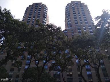 Main picture of 247 W 87th St