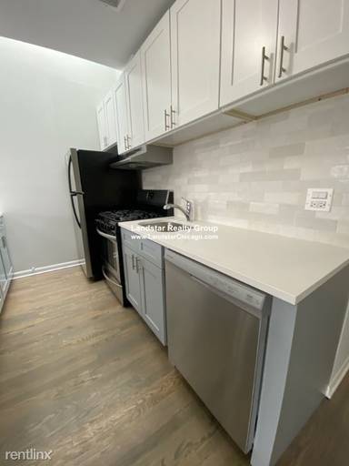 Main picture of 2519 N Lincoln Ave