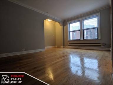Main picture of Roscoe Apartments