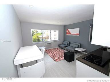 Main picture of 641 Espanola Way