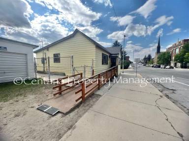 Main picture of 220 W Mercury St