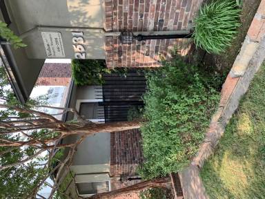 Main picture of 2531 S St
