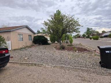 Main picture of 676 Bhutan Dr SE