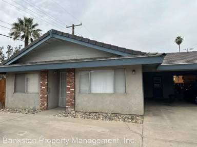 Main picture of 685 W Henderson Ave