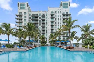 Main picture of The Edge West Palm Beach