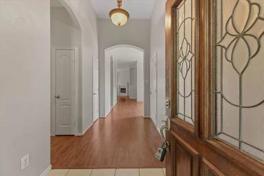 Main picture of 1535 Turret Crown Dr