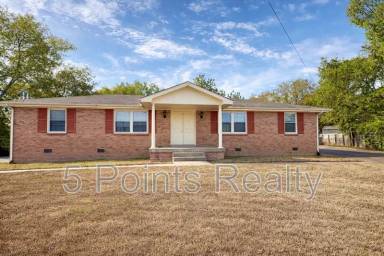 Main picture of 102 Susan Ct