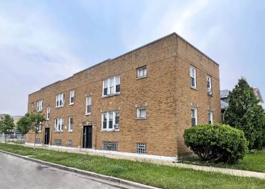 Main picture of 3224 N Linder Ave