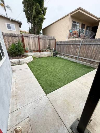 Main picture of 3828 Swift Ave