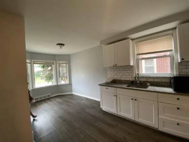 Main picture of 16722 Tuller St