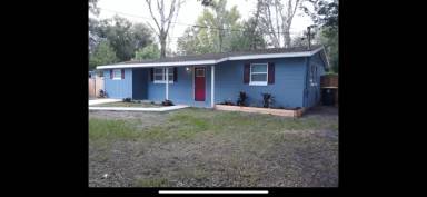 Main picture of 7080 Jacqueline Ct