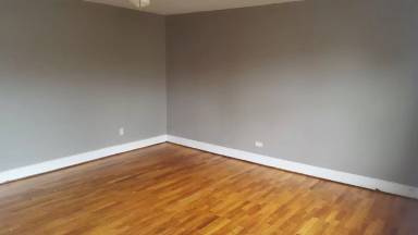 Main picture of 511 1/2 W College St