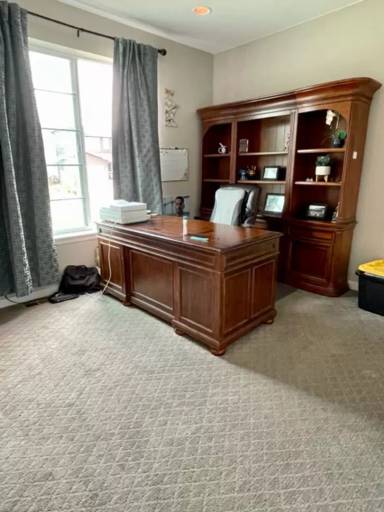 Main picture of 393 Polaris Cir