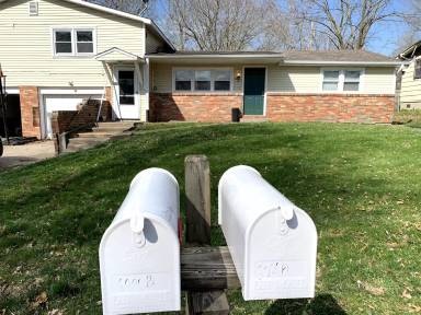Main picture of 6001 N Teresa Dr