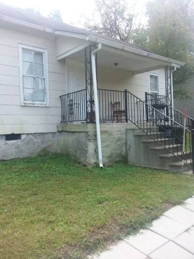 Main picture of 313 Spring St