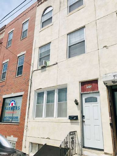 Main picture of 723 Washington Ave