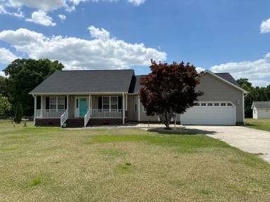 Main picture of 214 Marlin Ln