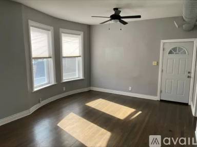 Main picture of 3105 W Diversey Ave