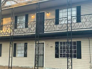 Main picture of 1976 Goldbrier Ln