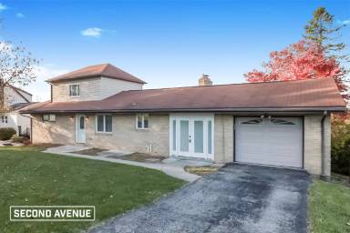 Main picture of 14201 Ridge Rd