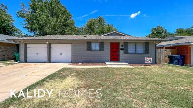 Main picture of 1313 SW 83rd St