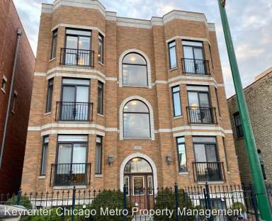 Main picture of 2022 N Wood St