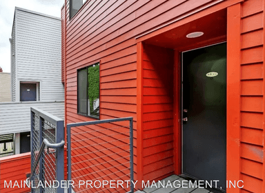 Main picture of 1040 NW NAITO PARKWAY BLDG O