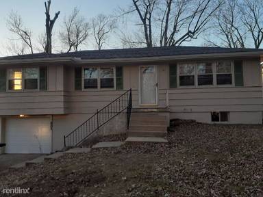 Main picture of 805 SW 16th St