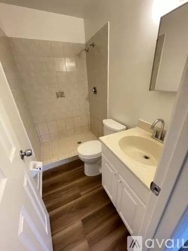 Main picture of 2518 Riverside Dr